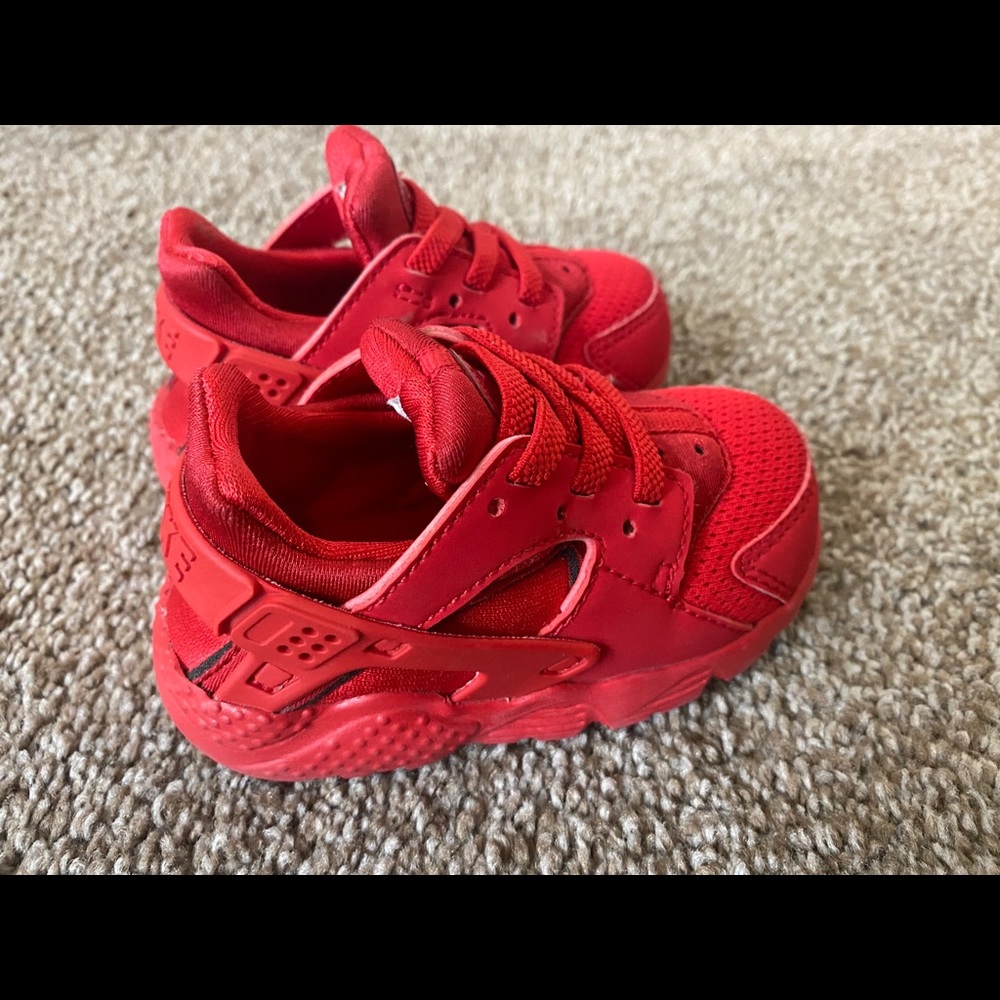 Baby Red Huaraches Size 5C